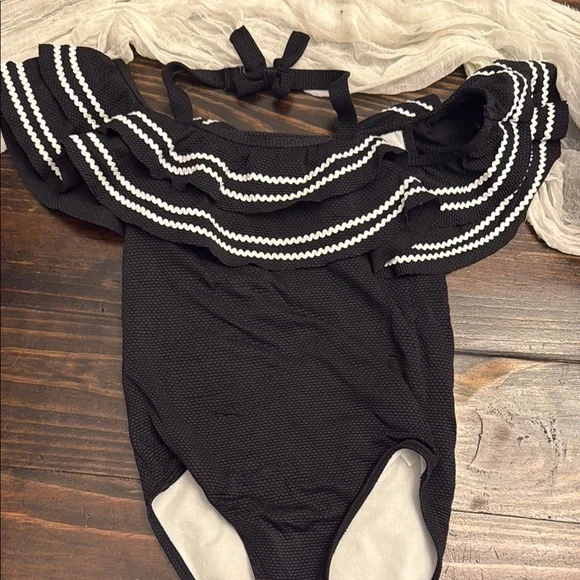 Janie and Jack ruffled Kids One Piece - Picture 1 of 1